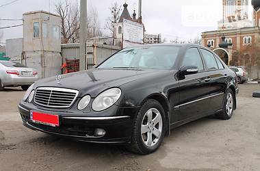 Седан Mercedes-Benz E-Class 2005 в Харькове