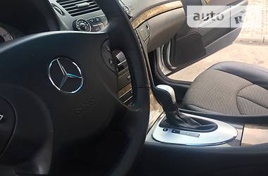 Седан Mercedes-Benz E-Class 2006 в Ровно