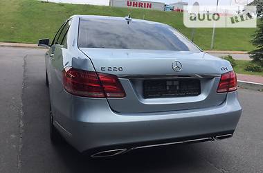 Седан Mercedes-Benz E-Class 2014 в Киеве