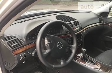 Седан Mercedes-Benz E-Class 2004 в Херсоне