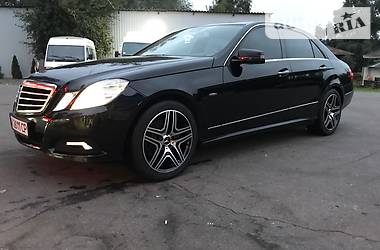 Mercedes-Benz E-Class 2010 Mercedes-Benz E-Class 2010