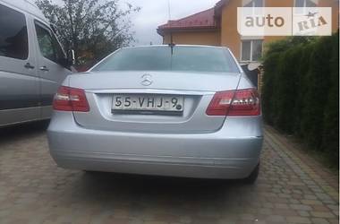 Седан Mercedes-Benz E-Class 2011 в Жидачове