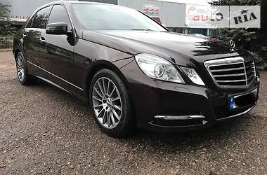 Mercedes-Benz E-Class 2011