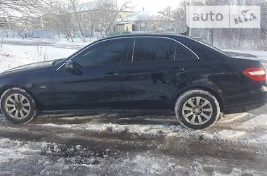 Седан Mercedes-Benz E-Class 2012 в Смеле