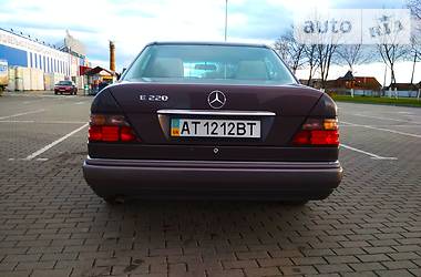 Седан Mercedes-Benz E-Class 1994 в Коломые