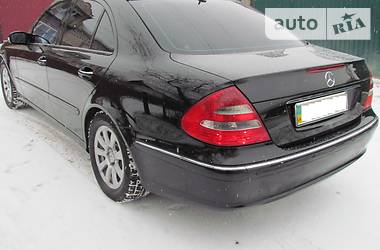 Седан Mercedes-Benz E-Class 2003 в Тернополе