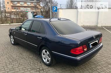 Седан Mercedes-Benz E-Class 1999 в Одессе