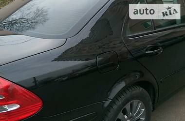 Седан Mercedes-Benz E-Class 2005 в 