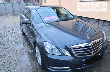 Седан Mercedes-Benz E-Class 2012 в Тернополе