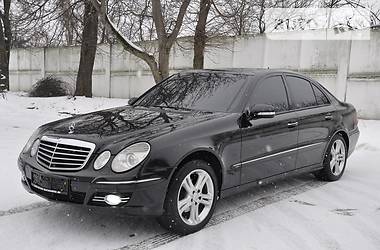 Седан Mercedes-Benz E-Class 2007 в Ровно