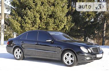 Седан Mercedes-Benz E-Class 2007 в Ровно