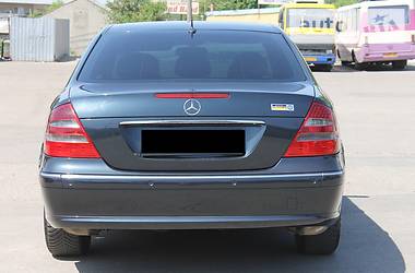 Седан Mercedes-Benz E-Class 2002 в Миколаєві