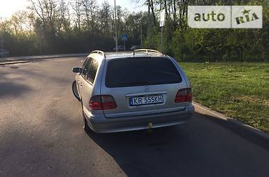 Універсал Mercedes-Benz E-Class 2001 в Івано-Франківську