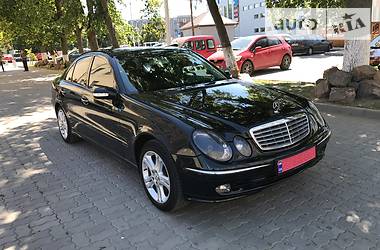 Седан Mercedes-Benz E-Class 2005 в Луцке