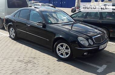 Седан Mercedes-Benz E-Class 2003 в Жидачові