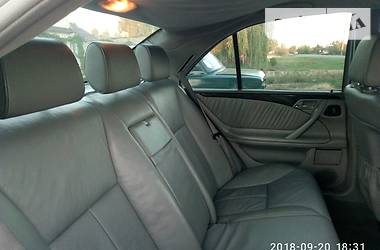 Седан Mercedes-Benz E-Class 2001 в Скадовске