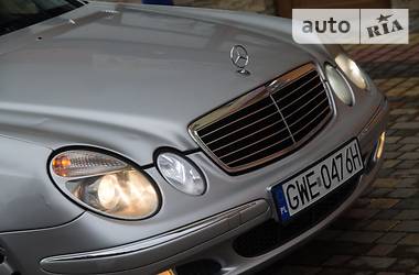 Седан Mercedes-Benz E-Class 2004 в Межгорье