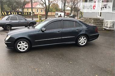 Седан Mercedes-Benz E-Class 2002 в Чернігові