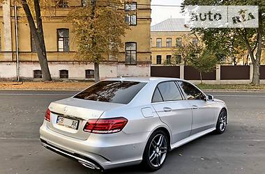 Седан Mercedes-Benz E-Class 2013 в Чернигове