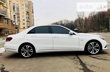 Седан Mercedes-Benz E-Class 2016 в Киеве