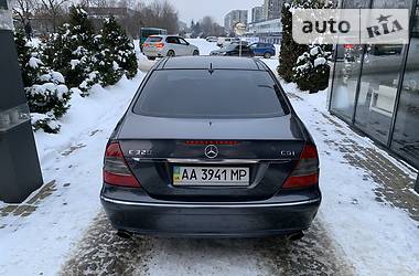 Седан Mercedes-Benz E-Class 2008 в Львове