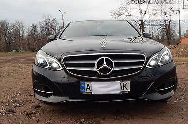 Седан Mercedes-Benz E-Class 2013 в Киеве