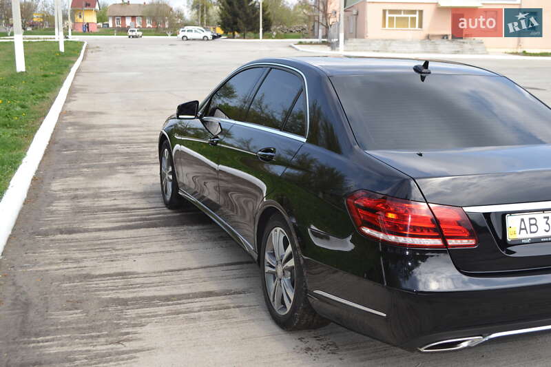 Седан Mercedes-Benz E-Class 2013 в Вінниці