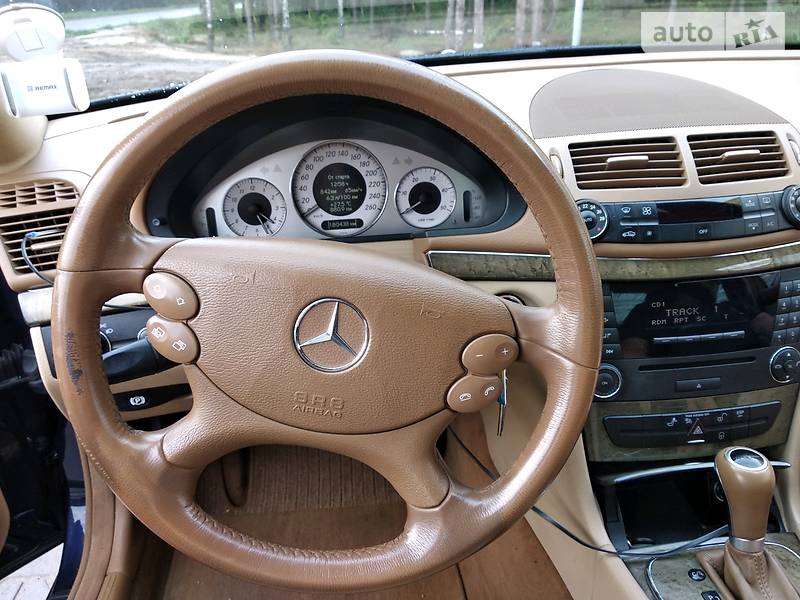 Седан Mercedes-Benz E-Class 2006 в Дніпрі