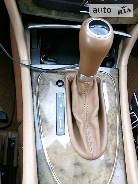 Седан Mercedes-Benz E-Class 2006 в Дніпрі