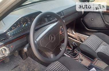 Універсал Mercedes-Benz E-Class 1994 в 