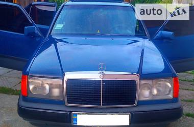 Седан Mercedes-Benz E-Class 1985 в 