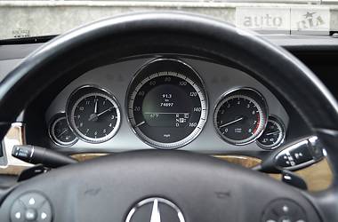 Седан Mercedes-Benz E-Class 2011 в Харькове