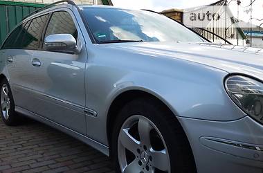 Універсал Mercedes-Benz E-Class 2006 в 