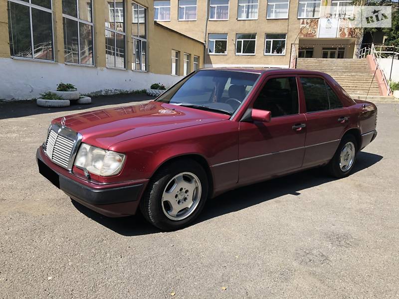 Седан Mercedes-Benz E-Class 1993 в Ужгороді фото 9 Седан Mercedes-Benz E-Class 1993 в Ужгороді