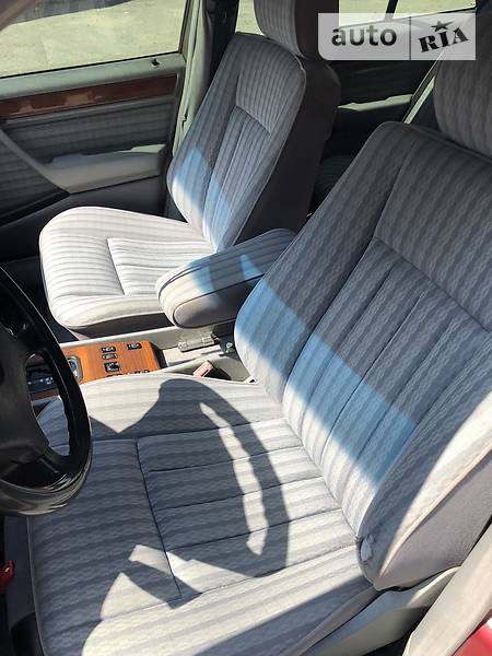 Седан Mercedes-Benz E-Class 1993 в Ужгороді фото 14 Седан Mercedes-Benz E-Class 1993 в Ужгороді