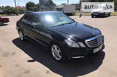 Седан Mercedes-Benz E-Class 2012 в 