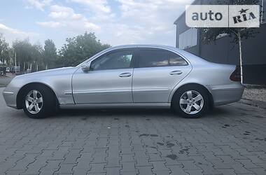 Седан Mercedes-Benz E-Class 2003 в 