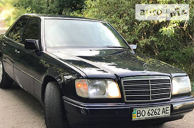 Седан Mercedes-Benz E-Class 1995 в Тернополе