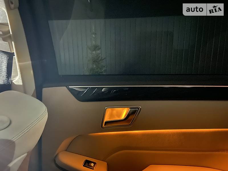 Седан Mercedes-Benz E-Class 2009 в Луцьку