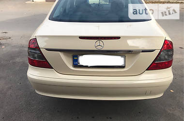 Седан Mercedes-Benz E-Class 2008 в Виннице