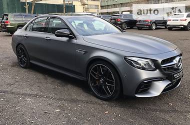 Седан Mercedes-Benz E-Class 2020 в 