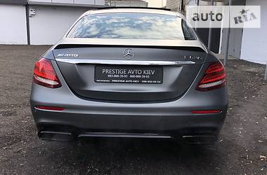 Седан Mercedes-Benz E-Class 2020 в 