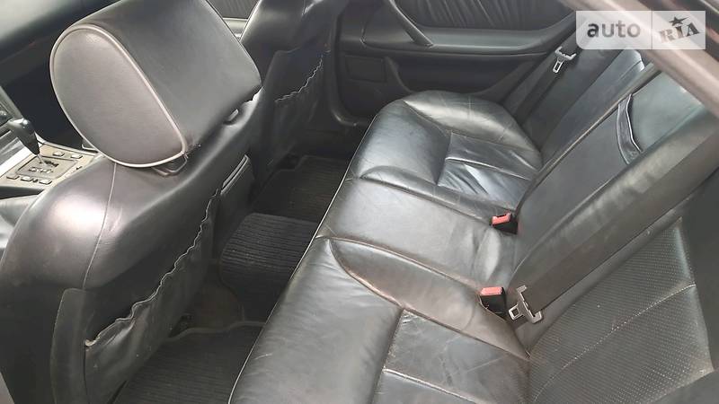 Седан Mercedes-Benz E-Class 2001 в Вінниці