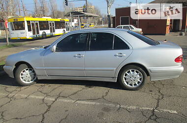 Седан Mercedes-Benz E-Class 1999 в Мариуполе