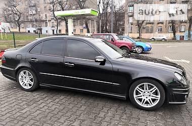 Седан Mercedes-Benz E-Class 2004 в Каменском