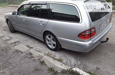 Универсал Mercedes-Benz E-Class 2001 в 