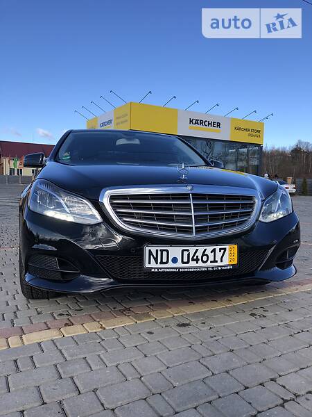 Седан Mercedes-Benz E-Class 2014 в Иршаве