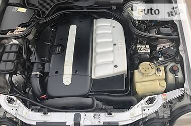 Універсал Mercedes-Benz E-Class 2001 в 