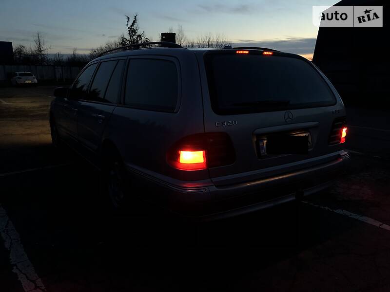 Універсал Mercedes-Benz E-Class 2001 в Житомирі