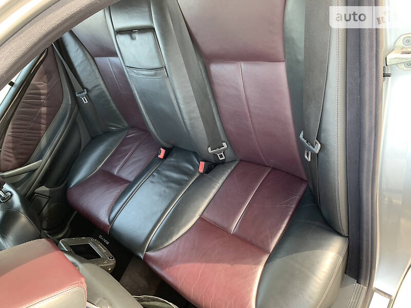 Седан Mercedes-Benz E-Class 2000 в Чернівцях